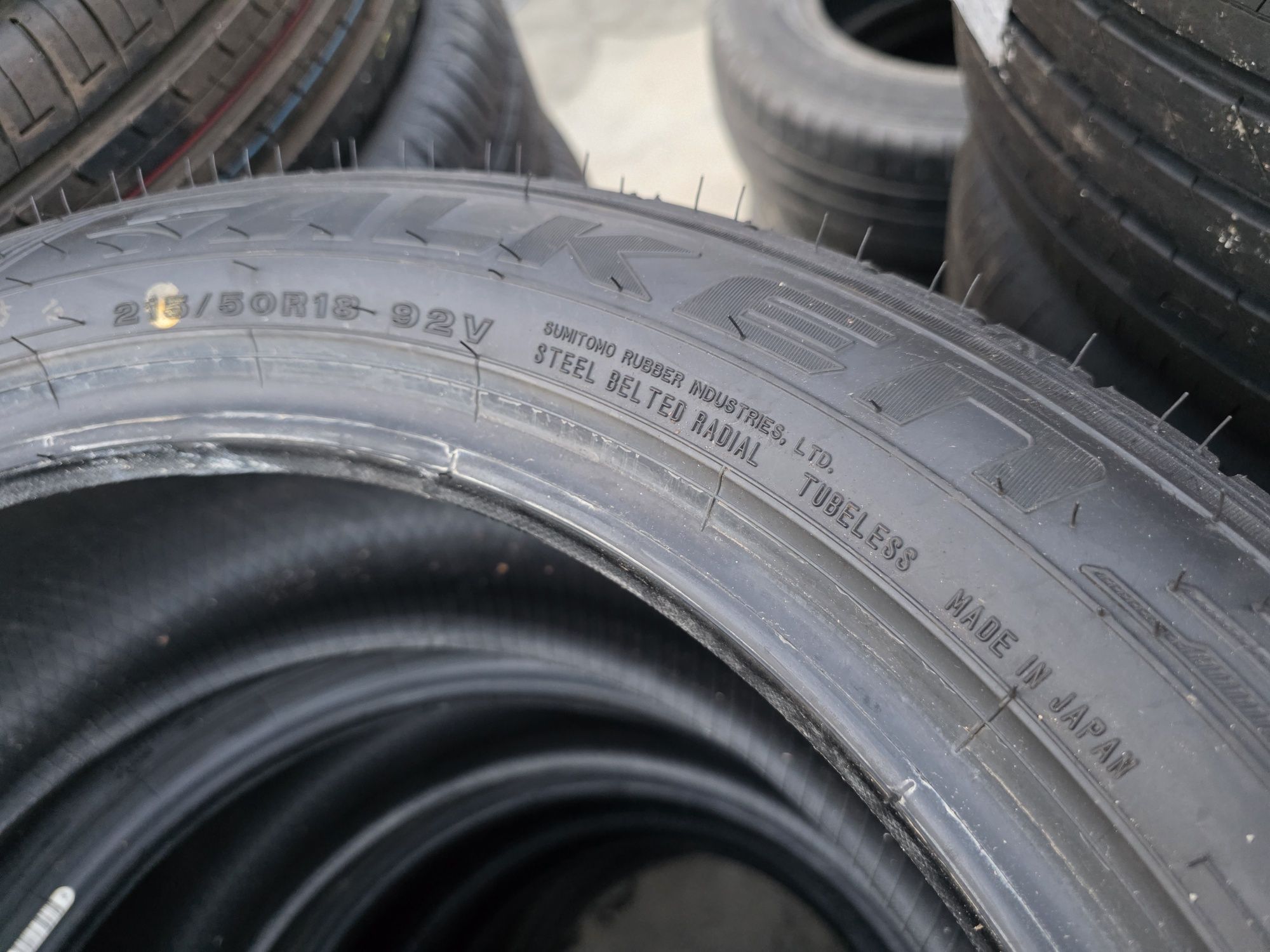 2бр Нови Летни гуми 215 50 18 - Falken