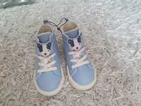 Adidas tip ghetuta ,noi cu eticheta  24, 25