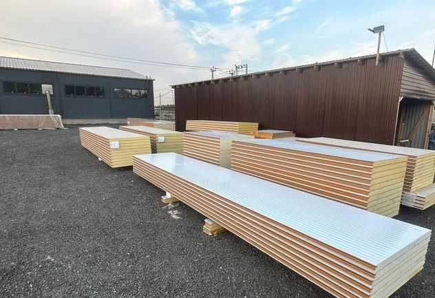 PIR sandvich panellar – issiqlikni saqlovchi / Сэндвич-панели из PIR