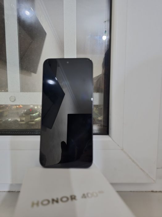 Honor 400 в отличном состоянии