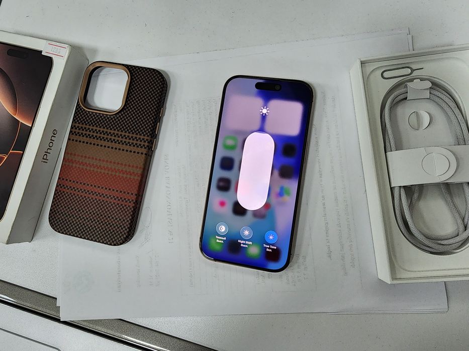 Iphone 16 Pro Tinu Desert 128GB Karobka DK Tinuu 98% Batareka