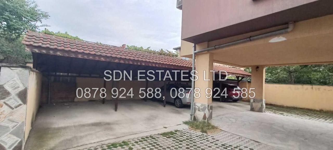 Продава се Тристаен апартамент в Казанлък - 110 кв.м за 1368 €/кв.м - Снимка #13