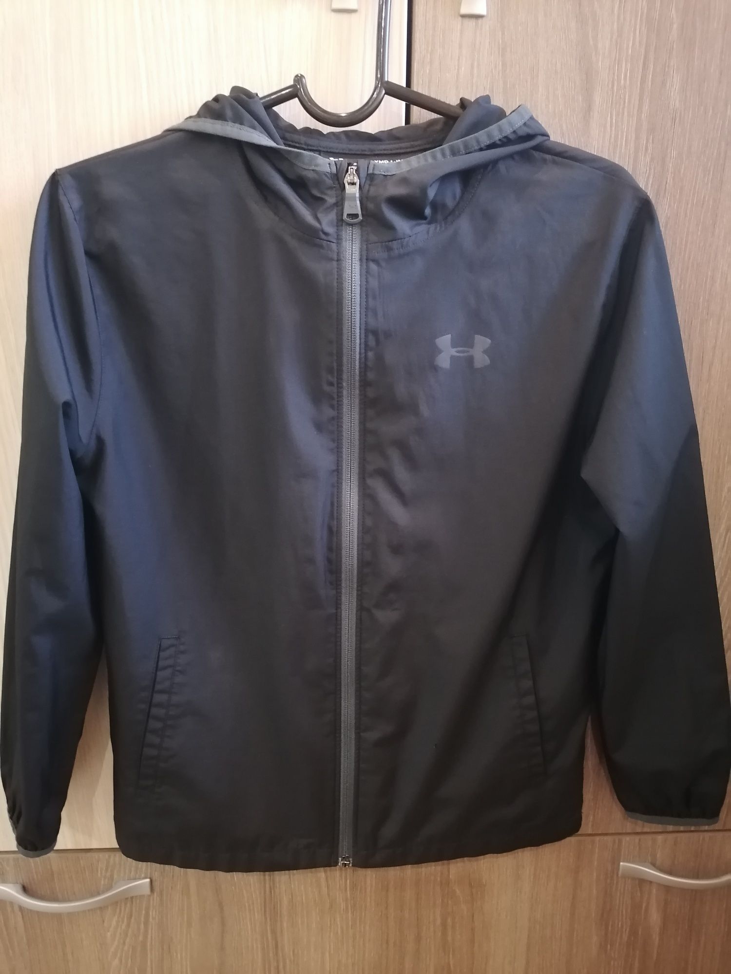 Есенно детско яке на UNDER ARMOUR