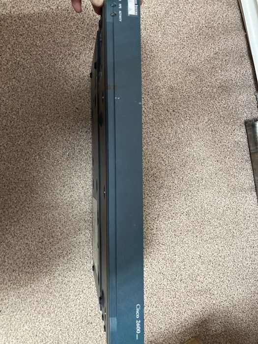 Маршрутизатор Cisco 2600