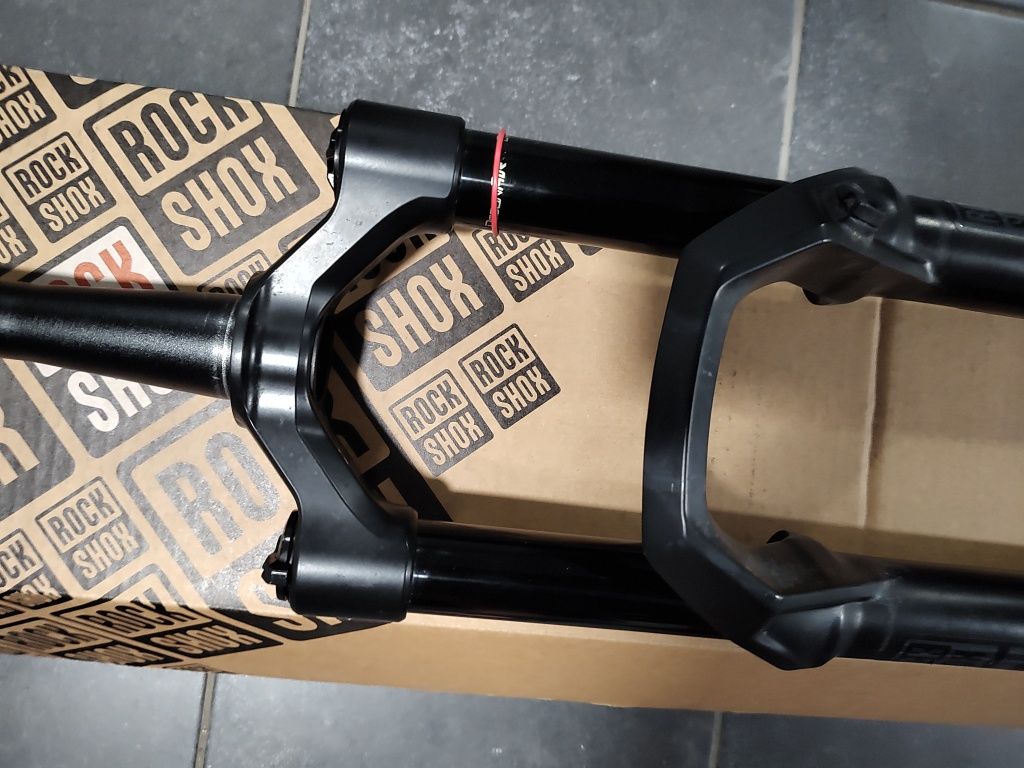 Вилка Rockshox Pike Select (C1) 140mm (Charger RC) 29''