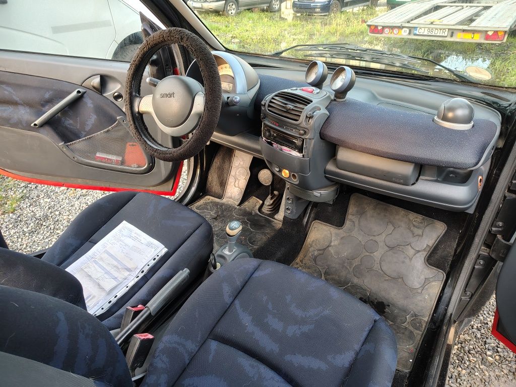 Vând Smart  FORTWO 0.7 benzină