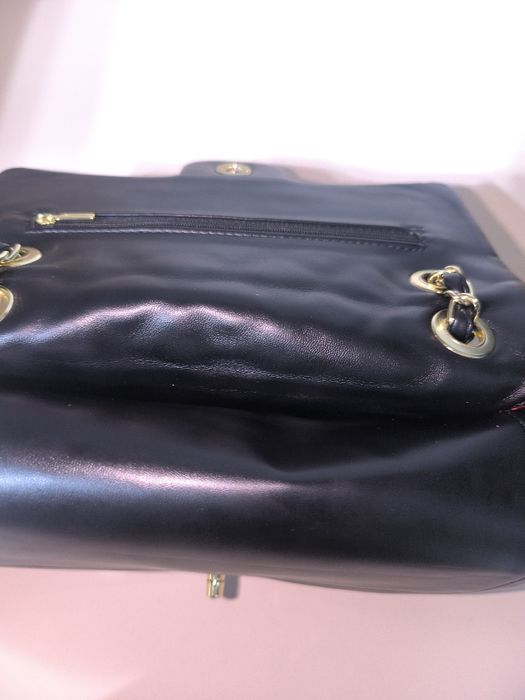 Geanta Chanel black