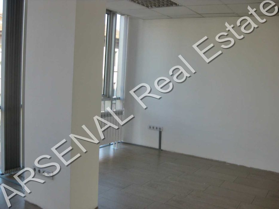 Офис под наем, Борово
