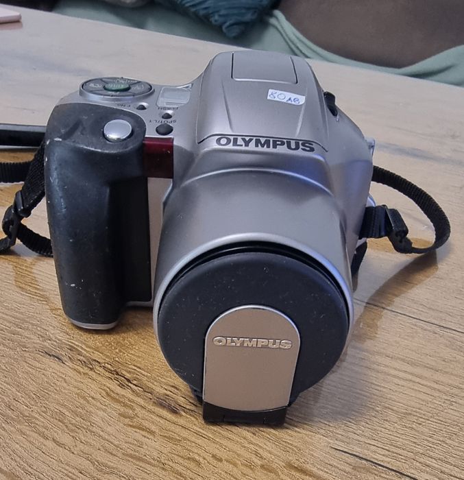 Фотоапарат Olimpus IS 200