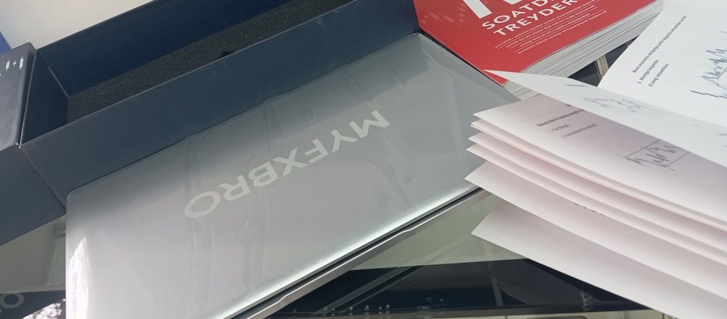 Treding soxasi buyicha kampiyutr kitob hamma narsalari bor