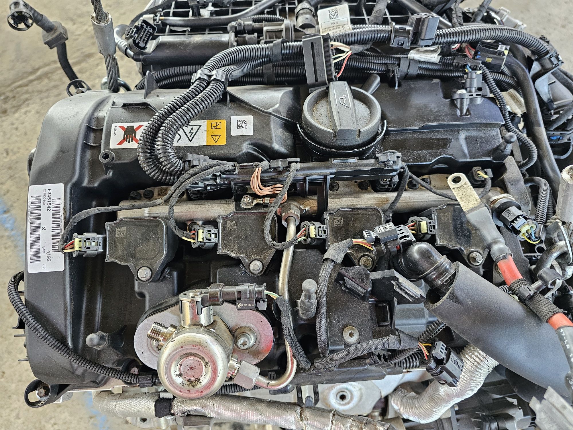 Двигател бмв б48 b48 184 кс bmw dvigatel motor мотор бензинов