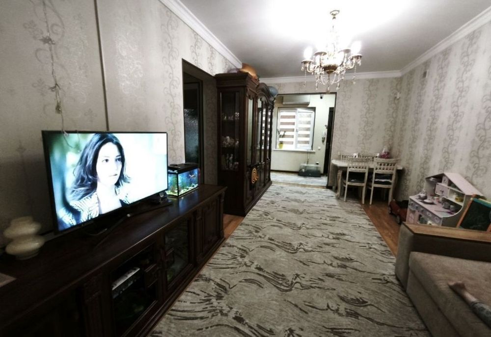 Продается двух уровневый Дом (Ориентир метро Дустлик)