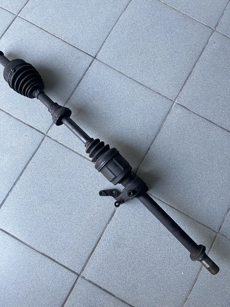 Полуовска лява за хонда FRV-2.0