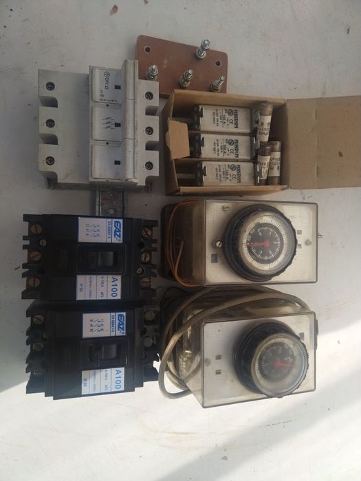 Високомощен предпазител,автоматичен прекъсвач/шалтер/моторно реле за в