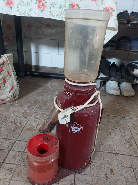 Aparat râșnit cafea