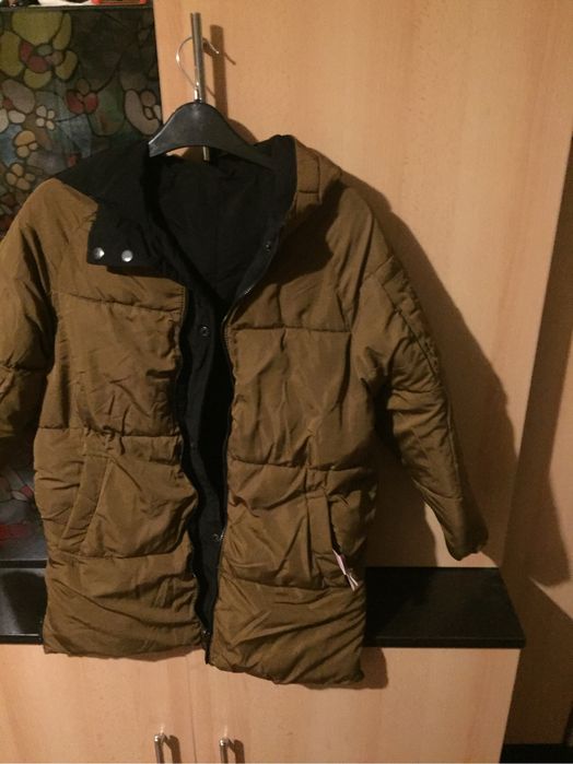 Vind diverse haine de copii virsta 8-14 pt toate anotimpurile