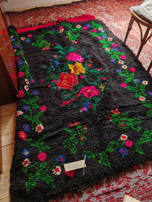 Китеник вълна ръчна изработка