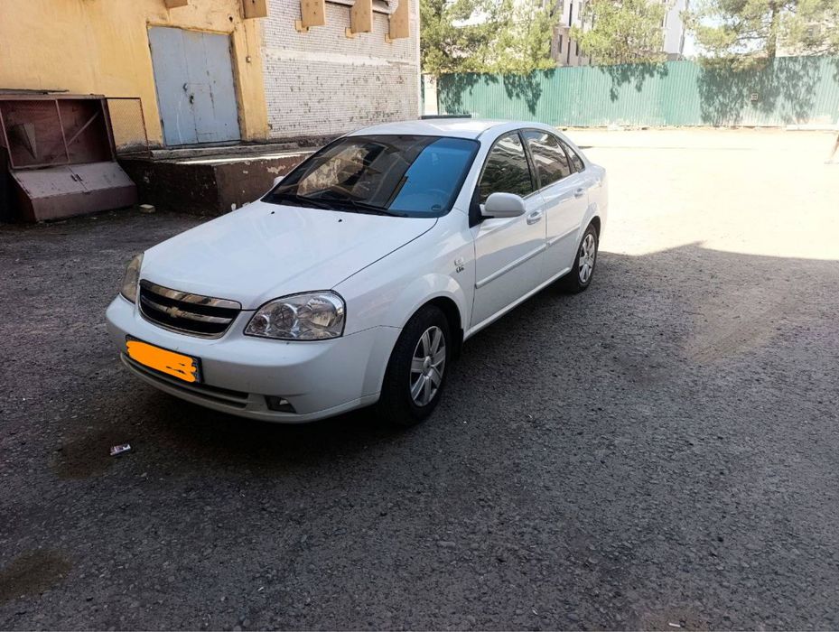 Lacetti 2009 ideal