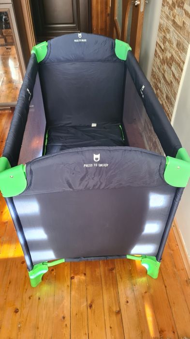 Нова сгъваема кошара