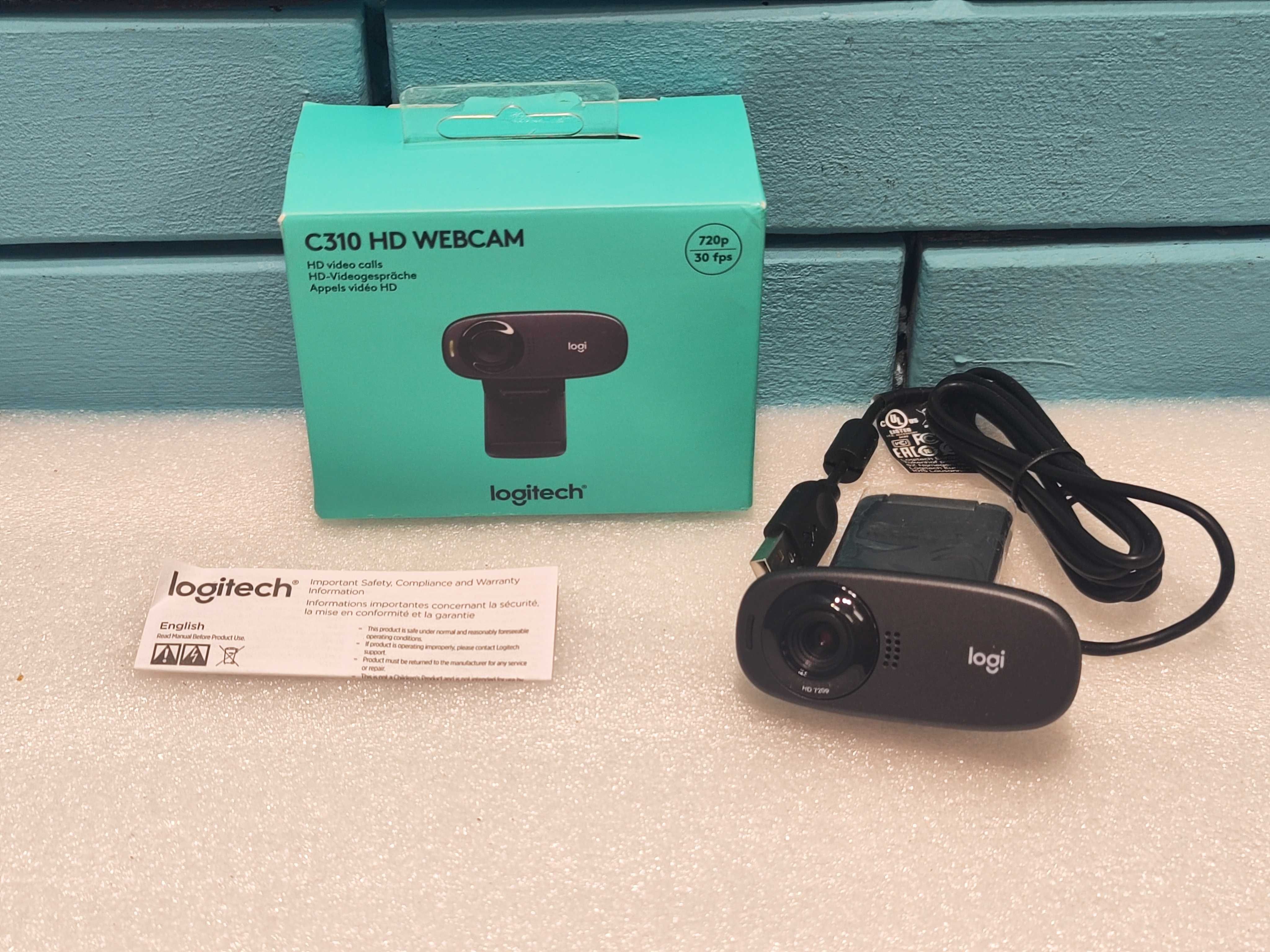 Уеб камера Logitech C310 – 5MP, 720p HD резолюция, черна