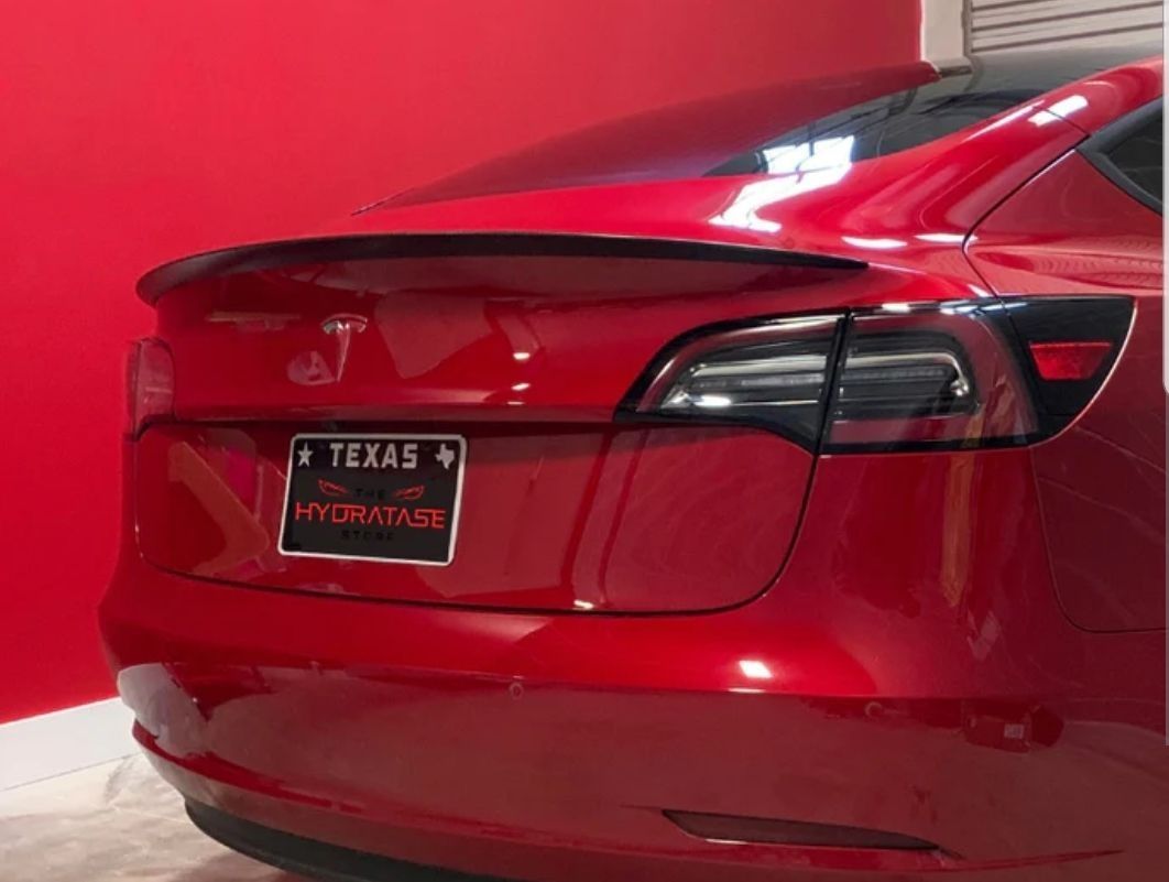 Tesla 3 спойлер для богажника. Хвостик. Самурайный хвостик.