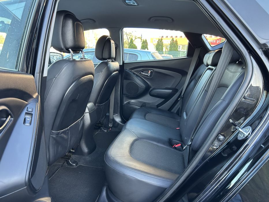 Hyundai IX35 2.0crdi 4x4,piele,incalzire scaun fata/spate,rate,garanti