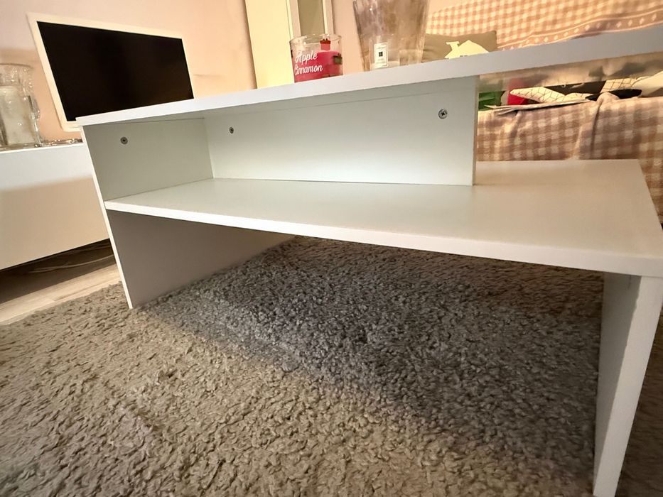 Măsuță alba de cafea