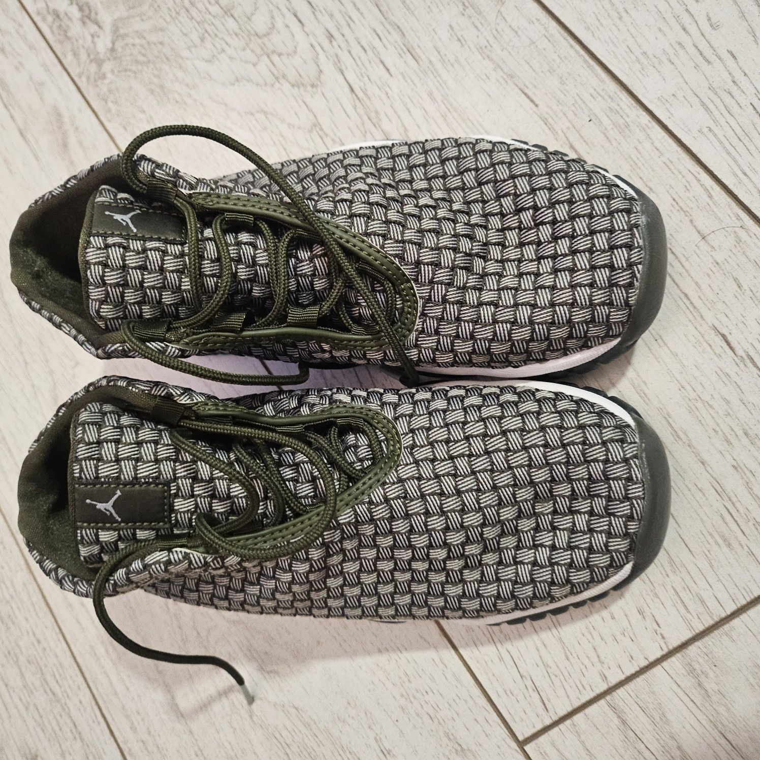 Jordans  marime 38