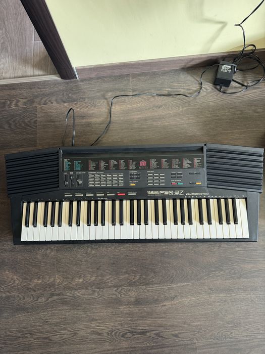 Синтезатор йоника Yamaha PSR-37