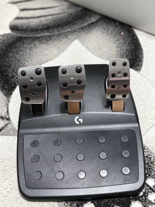 Logitech TRUEFORCE G923