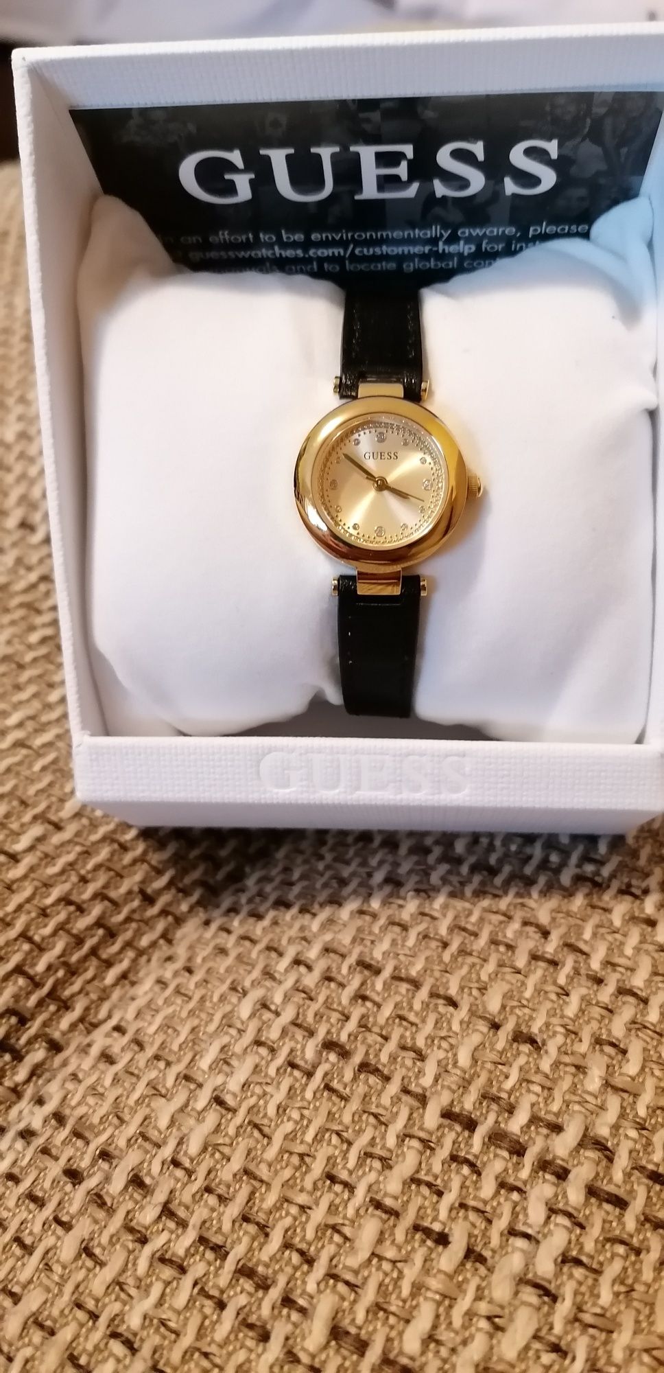Дамски часовник Guess