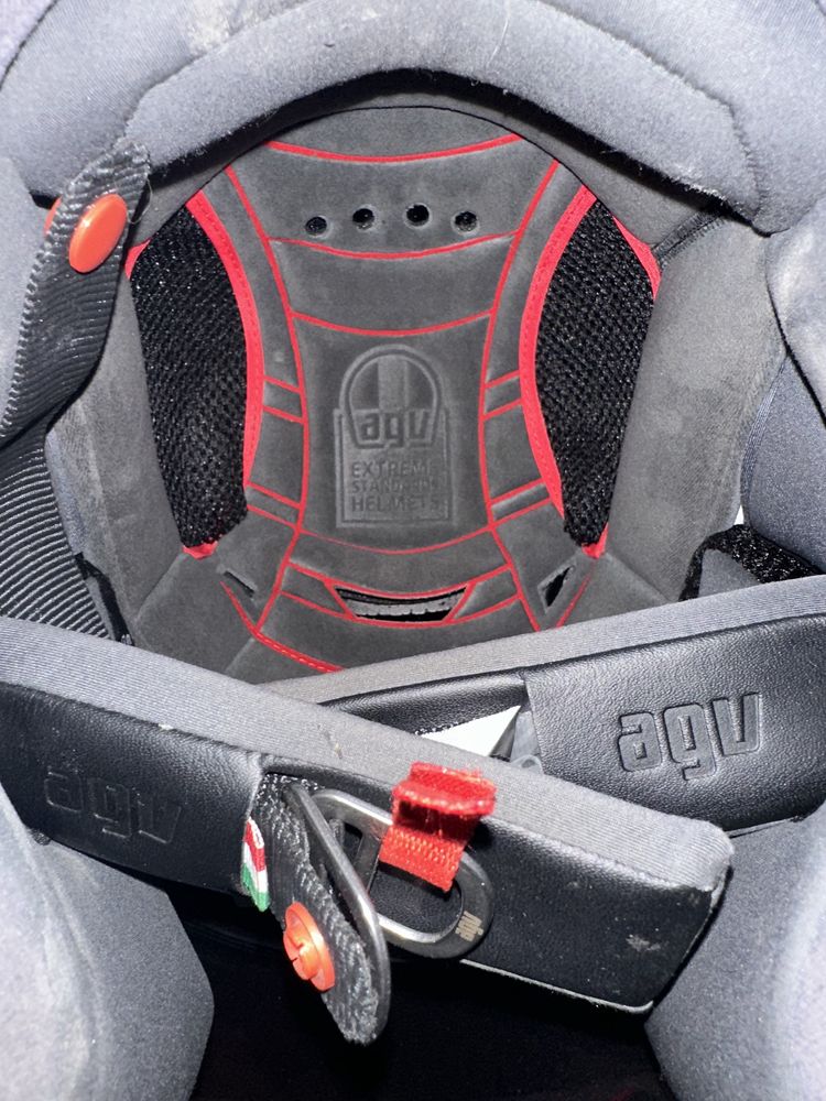 Каска AGV K5-S Carbon inside