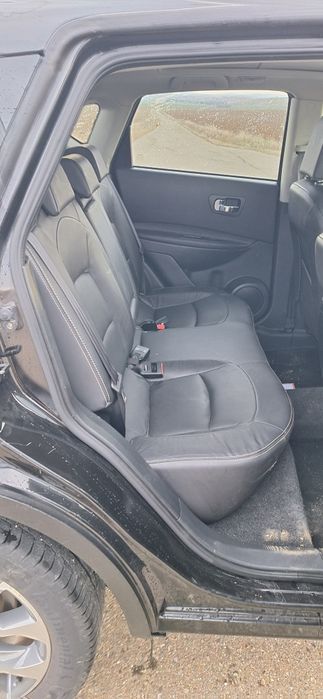 Dezmembrez Nissan Qashqai 1.5 dci euro 4 fabricatie 2010 faceliftf