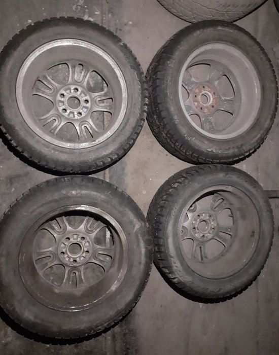 1 диск отличается рисунком. Без резины. 5×114.3. Читаем объявление.