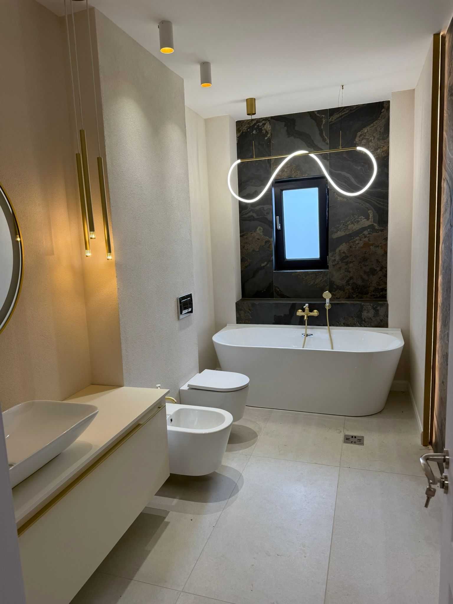 Apartament-3 camere
