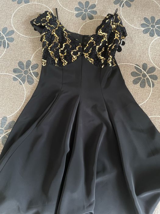 Рокля М/Л размер