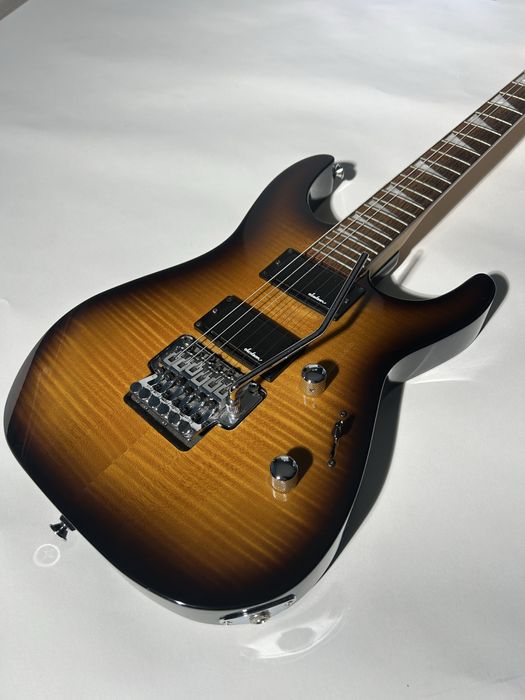 Jackson JS32R Dinky Tobaco Burst Floyd Rose