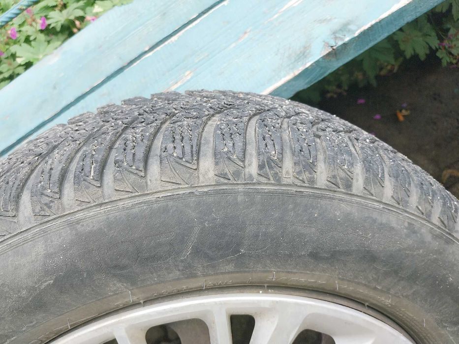 Продавам железни джанти и оригинални тасове за кия