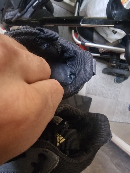 Маратонки adidas 38 номер