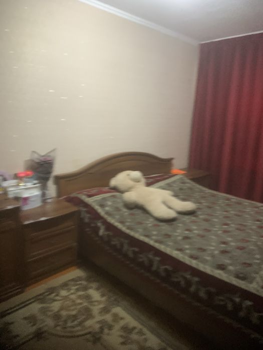 Продам спальный гарнитур