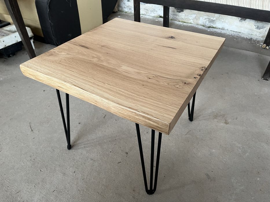 Маса за кафе от масивен дъб