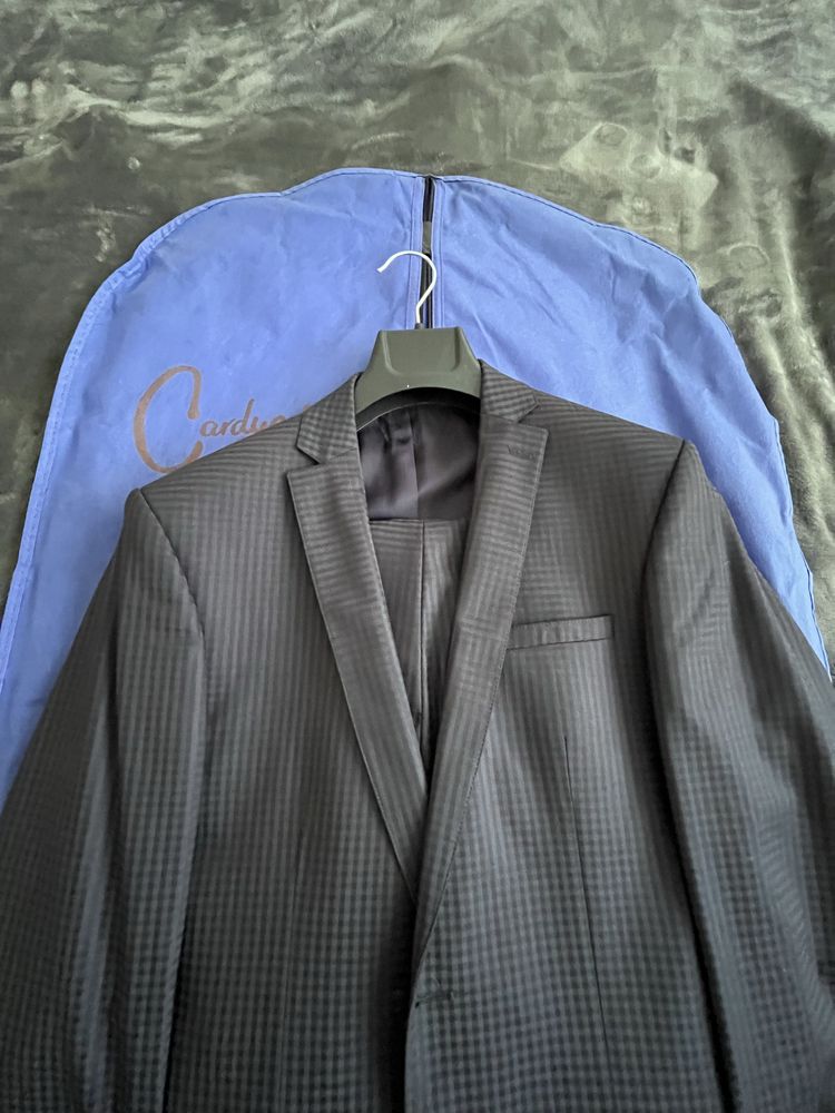 Мъжки костюм Carducci 48 M