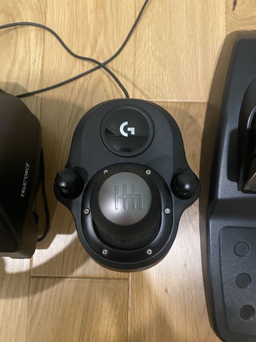Volan logitech G923 + schimbator