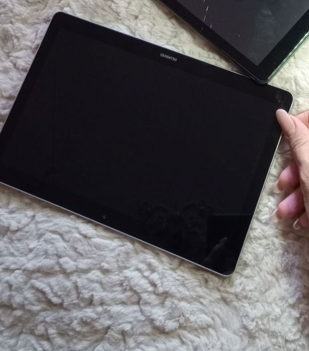 Планшет на запчасти