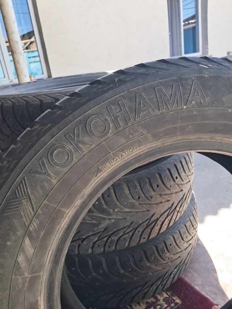 Продам Б/У шины  4 шт
