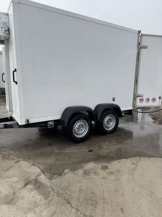 Remorca frigorifica 3000 kg
