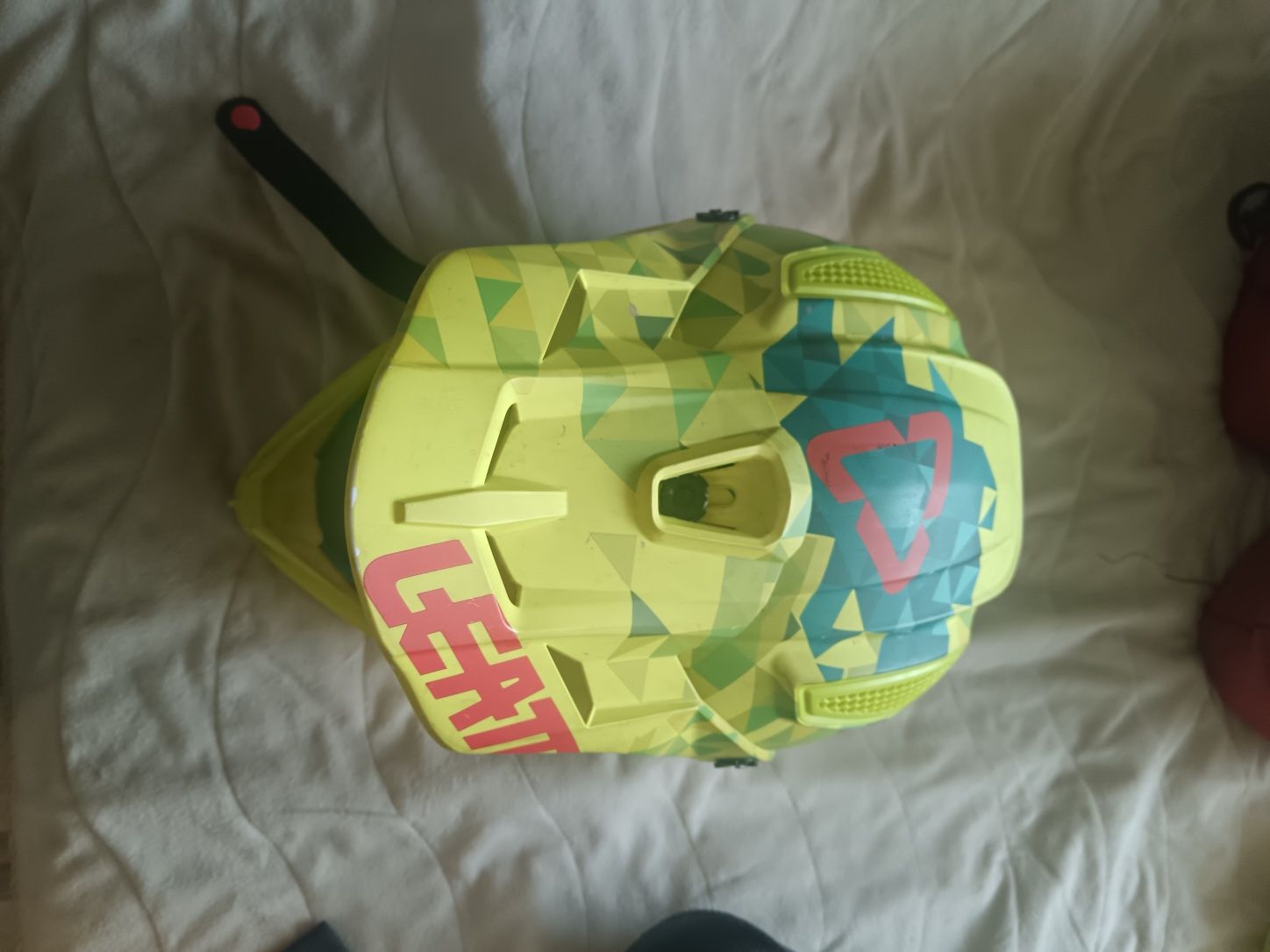 Каска LEATT GPX4,5 броня FOX TITAN