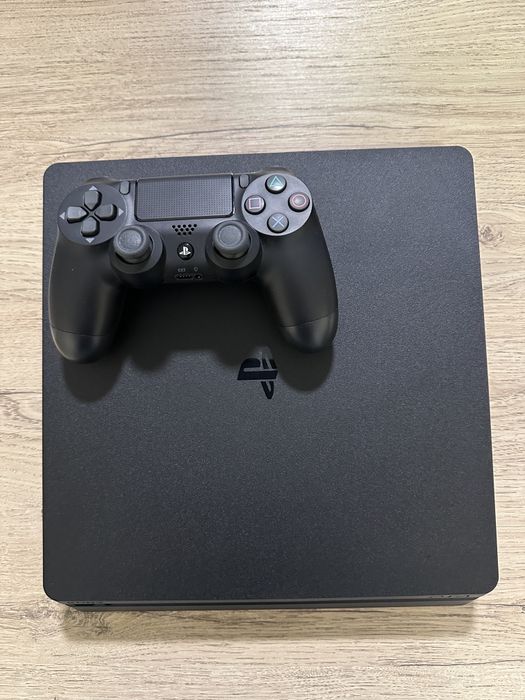 PlayStation 4 slim