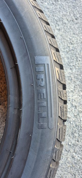 4 anvelope iarna noi Pirelli 205/55/19,dot 2022.Pretul este pe bucata