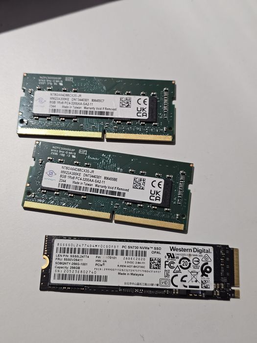 SSD NVMe Western Digital SN730 256GB – Funcționează Perfect